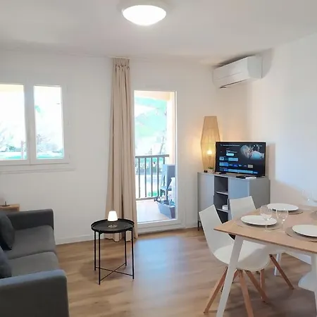 Ideal Raphael Piscine Clim Parking Saint-Raphaël