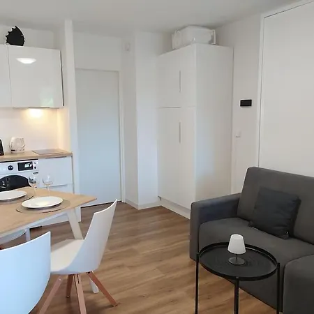 Ideal Raphael Piscine Clim Parking