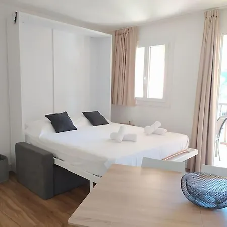 Ideal Raphael Piscine Clim Parking Saint-Raphaël